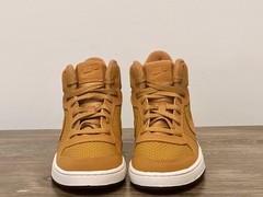 Nike Court Borough Mid Wheat 6Y / 7.5W New