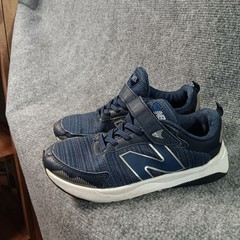 New Balance Kids Navy Blue Hook and Loop Lace Up Athletic Shoe Toddler Sz US 1W