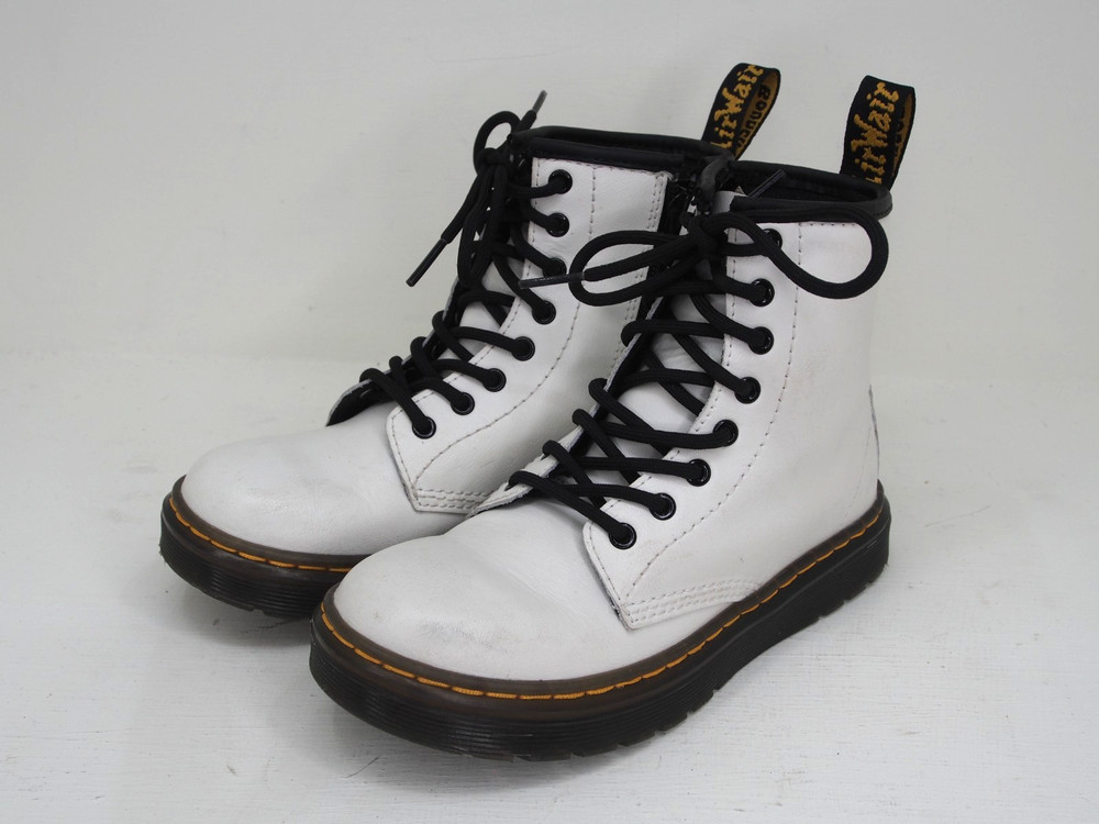 Dr. Martens Zavala White Leather Combat Lace Up Boots kids Size 1