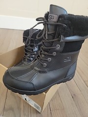 Ugg K Butte II CWR Unisex Boots Size 5 Women/Kids Black On Black