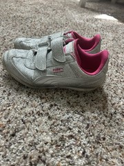 PUMA Whirlwind Unisex Kids Silver Pink Glitter Hook & Loop Sneakers US 3