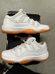 Air Jordan 11 Retro Citrus White Orange Blaze Syracuse – Size 6 / 7.5 Wmn