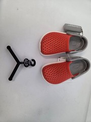 NEW! Crocs Literide Clog Red/Gray/White Kids sz 6 NWT 205964