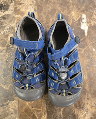 KEEN Newport H2 Unisex Kids Closed Toe Sport Sandal Blue Gray Yellow US 1