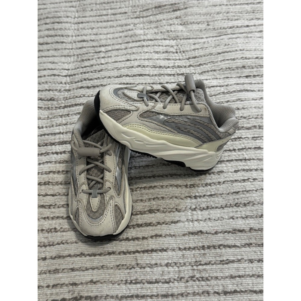Adidas Yeezy Boost 700 V2 Static Grey Toddler Sneakers 7.5K