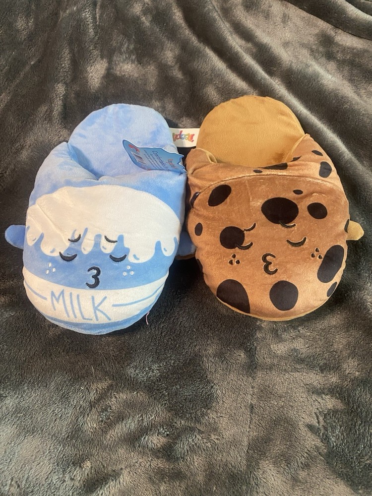 NWT Inseparables Plush Slippers Milk And Cookies