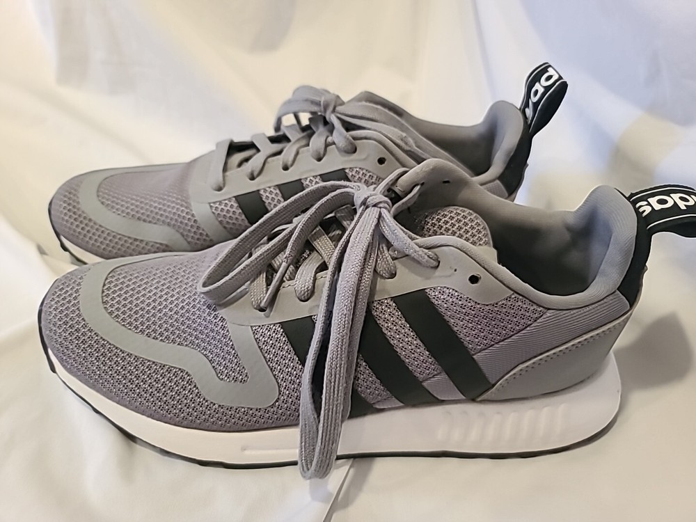 Adidas MULTI X J Size 6 Grey/Black EUC