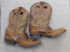 Ariat Boots Youth Size 12 Brown Western Cowboy Pull Holes 4LR Cushioning Pull On