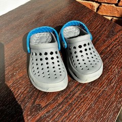 Joybees – Kid’s Active Clog – Charcoal / Sport Blue-Size 6/7 Croc style