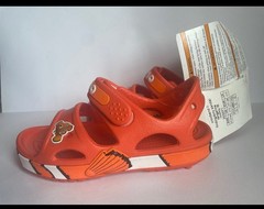NWT Rare Crocs 203071 Crocband II Finding Dory – Toddler Nemo Tangerine Size C10