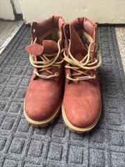 Unisex Timberlands Size 6