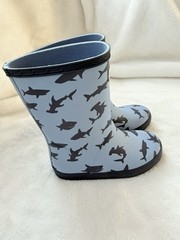 NEW Hunter First Classic Rain Boot Medium Blue Shark Toddler US 10/UK9/EU27