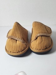Kids Size 30-31 Slippers