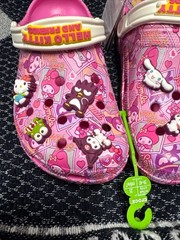 crocs hello kitty and friends Sanrio limited edition c11.