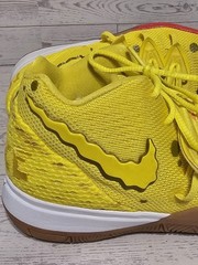Nike Kyrie 5 x SpongeBob SquarePants PS 2.5Y Yellow Kids Sneakers
