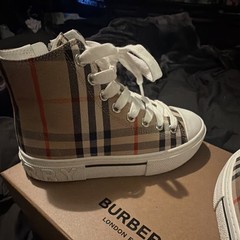 Authentic Burberry New Mini Jack Kids High Top Plaid Canvas Sneaker US 12 EU 31