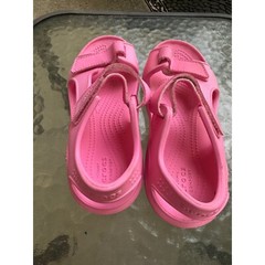 Crocs Sandal Adjustable Strap Pink Sandals Comfortable Kids Size Junior 1