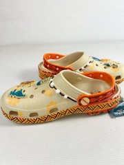 Crocs Disney Moana Classic Clogs Kids Youth Size J3 Ocean Chose You Beach NWT