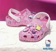 crocs hello kitty Crocs classic clog With Tags Black c8 child Fast Shipping.