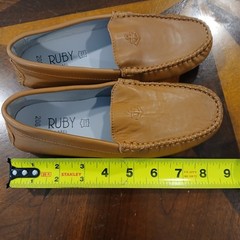 NEW Ruby Label Kids Mocassin Loafer Anchor Brown Size 2 Slip On Leather Quality