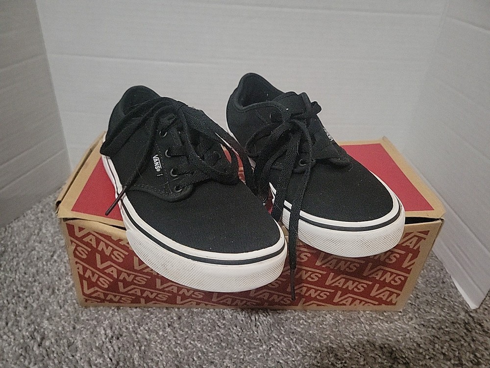 Vans Youth Classic Black White Canvas Shoes Size 3 Preppy Skate Low Lace