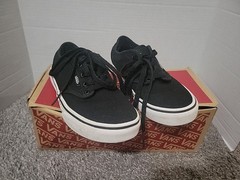 Vans Youth Classic Black White Canvas Shoes Size 3 Preppy Skate Low Lace