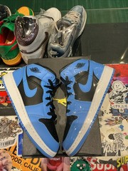 Size 5.5 (GS) – Jordan 1 Mid University Blue Black