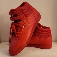 Reebok GW9516 Size 4 EU35 | Vector Red Retro Classic Freestyle High Youth Unisex