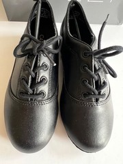 New Capezio Boy’s Ballroom Shoes Girls/kids Laced Black Sz 13 M BR4018C