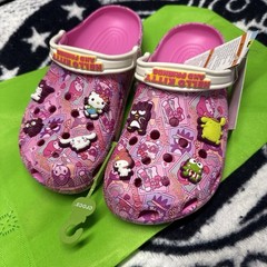 Crocs hello kitty clogs C-12 👧 Limited Edition Fast Shipping.