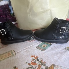 Stride Rite Soft Motion Kids Black Ankle Boots Side Zip Buckle US 7 M