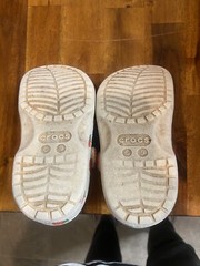 Crocs Kids Size 9 Iconic Strawberry Glitter