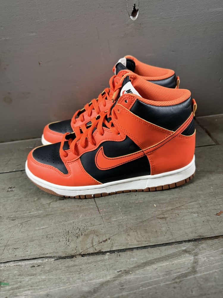 Nike Dunk High „Safety Orange“/Black (DB2179-004) – Youth US7