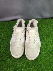Size 7 (GS) – Nike Huarache Run Low White Pure Platinum
