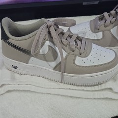 Nike Air Force 1 Low (GS) Colorblock Gray/White/Black Low Top Lace-Up Sneakers
