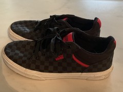 VANS Seldan Checkerboard Low Top Shoe | Black/Gray/Red | Youth Size 5.5 | 500714