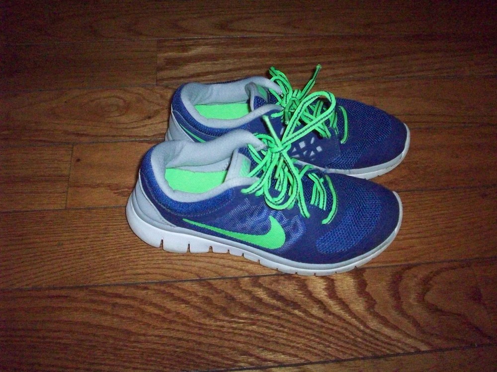 Nike Youth Flex 2015 RUN ( Size 4Y) Blue/Green/Grey 724988-402 Run shoe