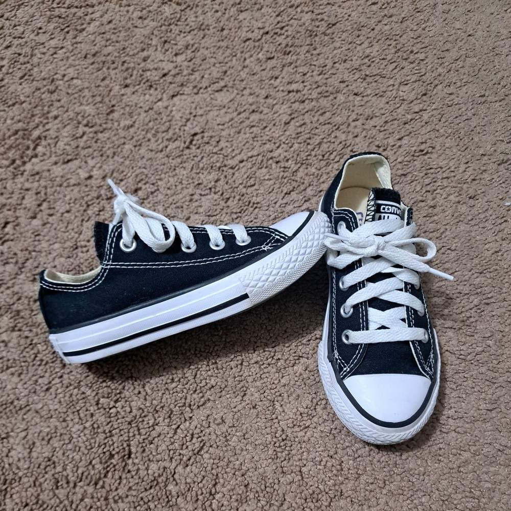 Converse All Star Sneakers Kids Youth Size 11 Low Top Black White #3J235 Unisex_