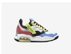 Jordan ma2 Multicolored Big Kid Size 7