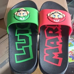 Ground Up Super Mario Mario Luigi Kids Slide Sandals Green Red Size 4