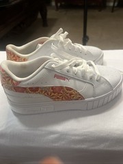 Puma Junior’s Cali Dream Star Flower Child Sneakers 393510 01 – BRAND NEW W/BOX
