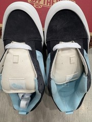 VANS Knu Skool Low Top Suede Black Blue White Unisex Kids 7 US BNWT AT-4/87