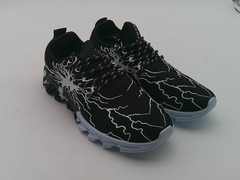 YTRXM Shoes Girls Youth Size 7 EU 39 Black White Lightning Running Sneakers