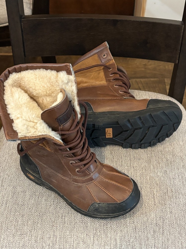 UGG Butte II Coldweather Kids Size 2 Worchester UGG S/N 1098890K