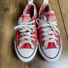 Converse Chuck Taylor All Star Low Top Red White Stars Unisex Juniors 4 /Women 6