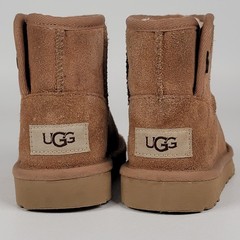 Ugg Boots Mini Bailey Snaps Chestnut Kids Size 9 US 26 EU