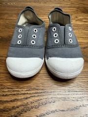 Namoo Cap Toe Gray Canvas Eco-Friendly Handmade Kids Shoes Made in Spain Size 10