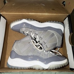 Size 11 (PS) – Jordan 11 Retro 2021 Mid Cool Grey kids