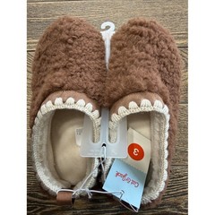 Cat & Jack Kids‘ Brown Slippers Size 3 Soft Fleece Hard Soles