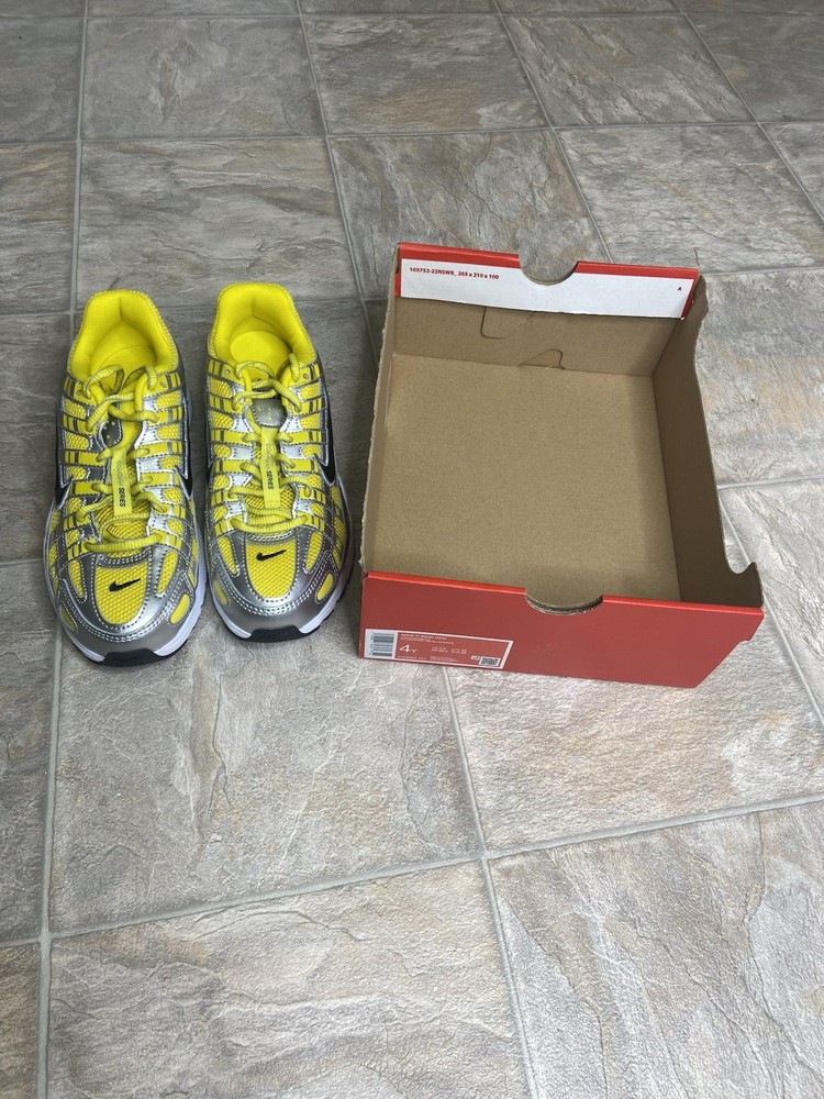 Nike P-6000 Lightning Metallic Silver GS Shoe Size 4Y Yellow HV5064-701 NWT